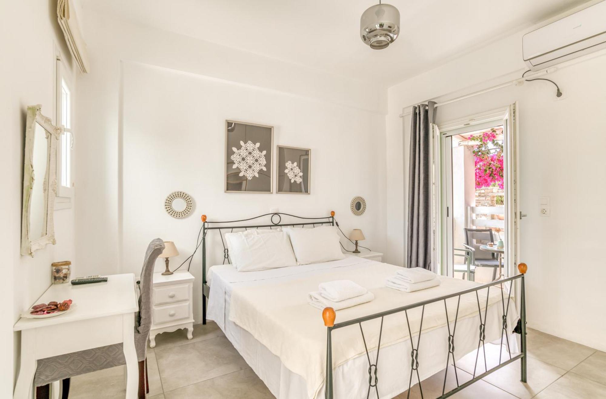 Dahlia Apartments And Studios Alikí Exteriér fotografie